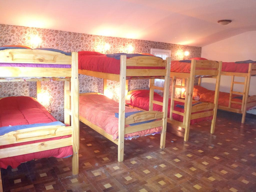 Sofi'S Hostel Сан Карлос де Барилоче Стая снимка